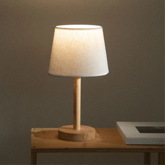 Fernlight | Minimalistische Tischlampe aus Holz