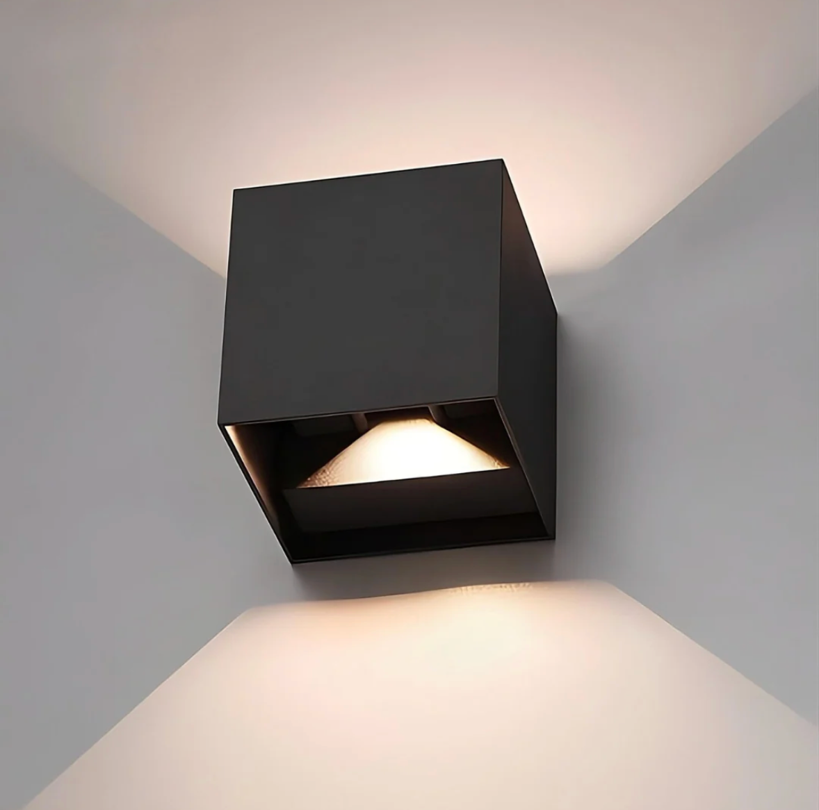 NordicWall - Nordische LED Lampe mit Bewegungssensor