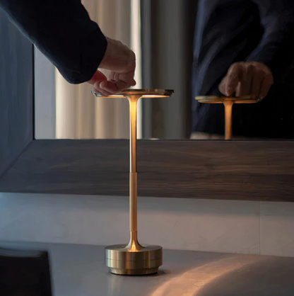 LumenArt - Dimmbare Kabellose Elegante Designer Tischleuchte