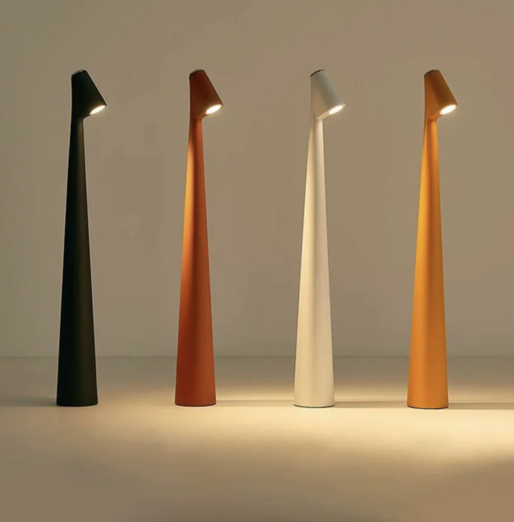 Kabellose USB Akku Nachttischlampe 'NordicEleganz' - USB Akku Tischlampe ohne Kabel