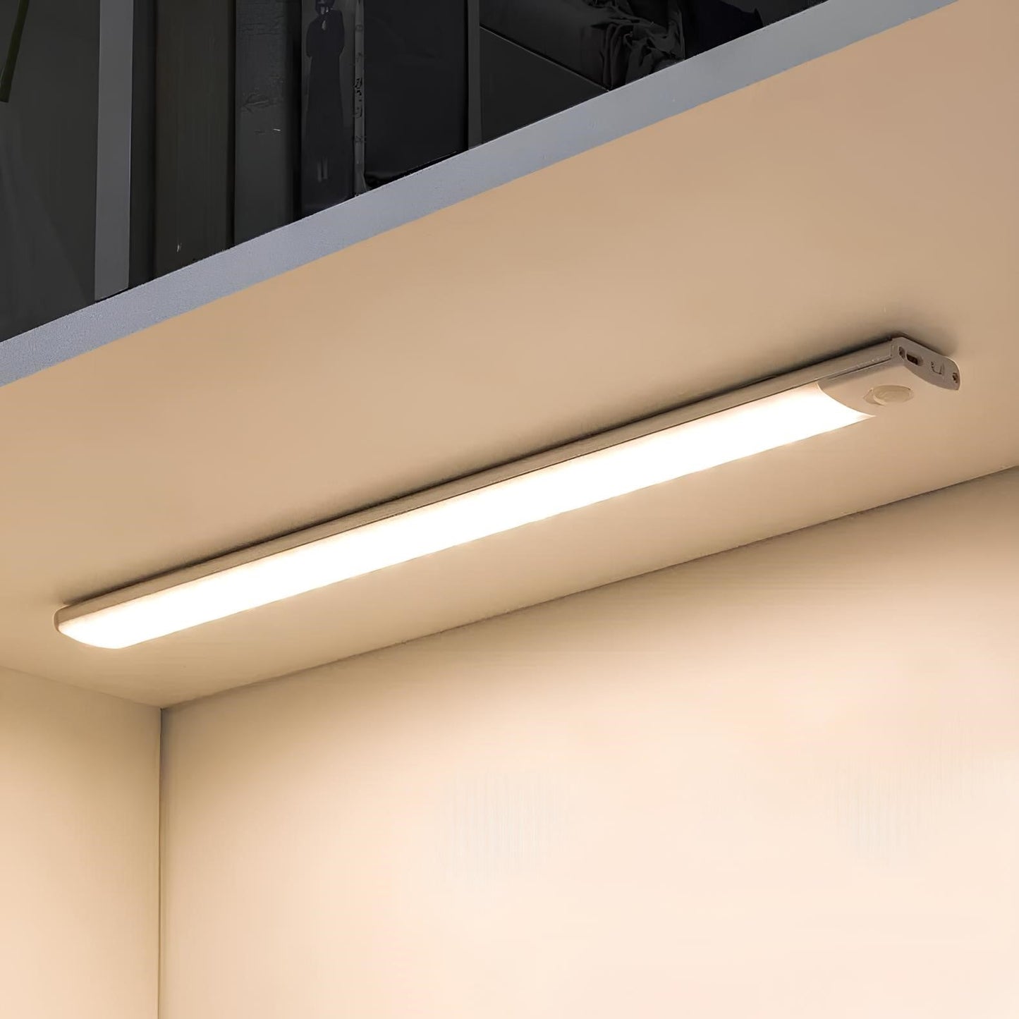 LazyStick - LED Unterbauleuchte mit Bewegungsmelder – USB Wiederaufladbare Lichtleiste Kabellos für Küche, Schrank, Flur und Treppe