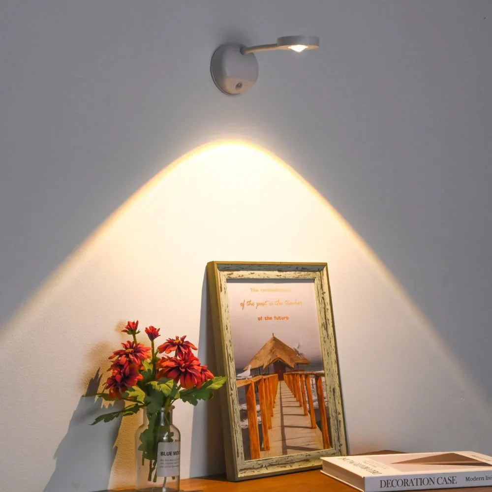 AuraSpot - LED Bewegungs-Spotlight kabellos mit Akku & dimmbar Wandlampe